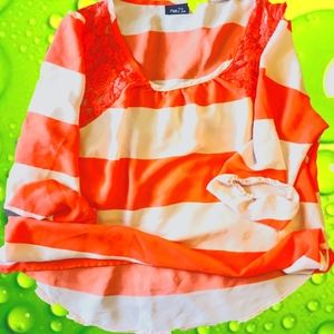 Long sleeve women's top